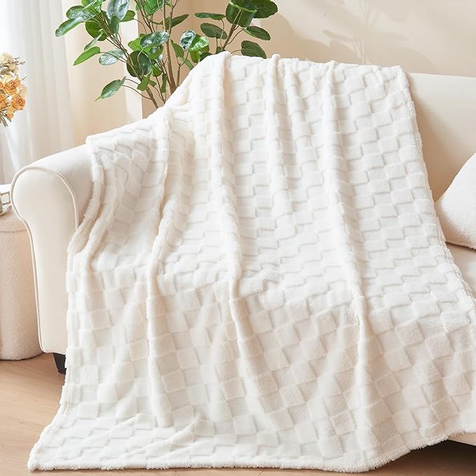 Super Soft Flannel Throw Blanket - Lightweight Checkered Ivory Fleece (50"x70")